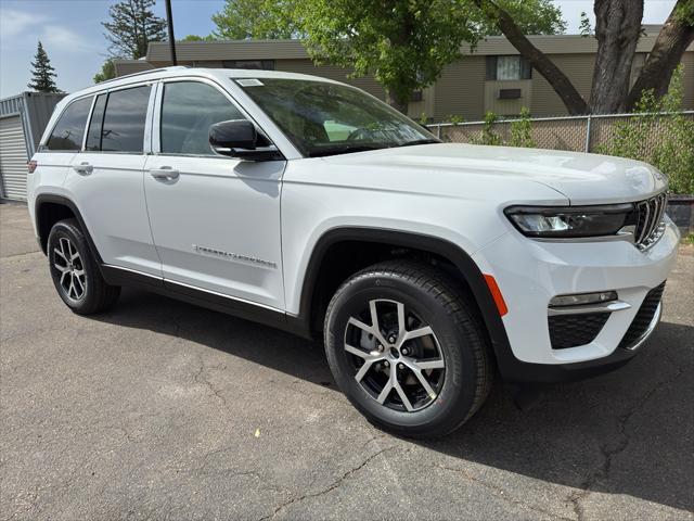 new 2025 Jeep Grand Cherokee car, priced at $45,846