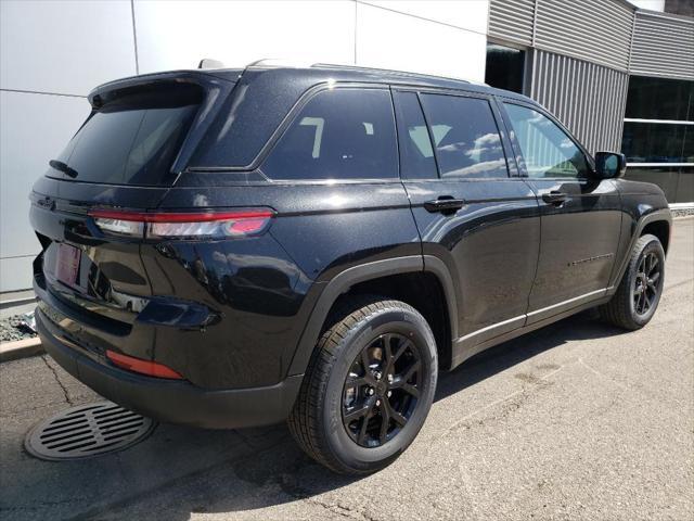 new 2025 Jeep Grand Cherokee car, priced at $42,025