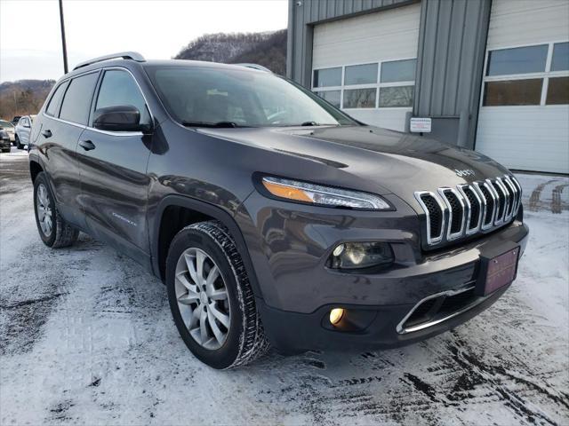 used 2018 Jeep Cherokee car, priced at $17,990