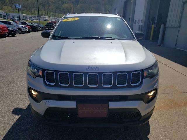 new 2025 Jeep Compass car, priced at $29,222