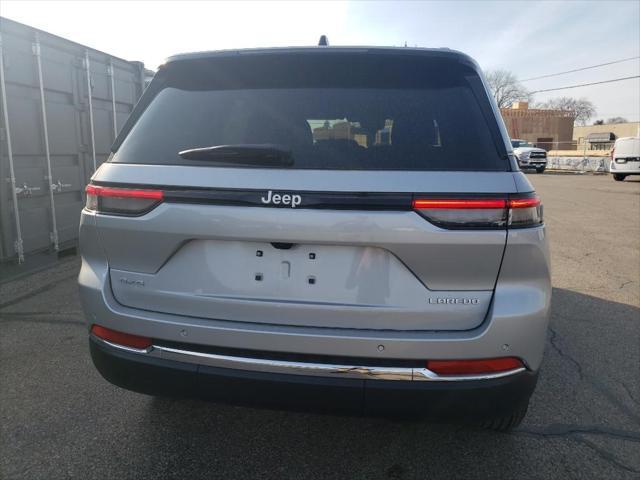 new 2025 Jeep Grand Cherokee car, priced at $38,970