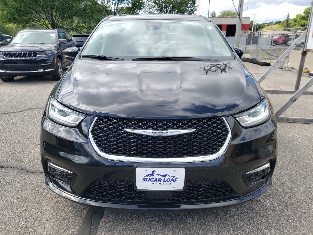 used 2024 Chrysler Pacifica Hybrid car, priced at $24,850