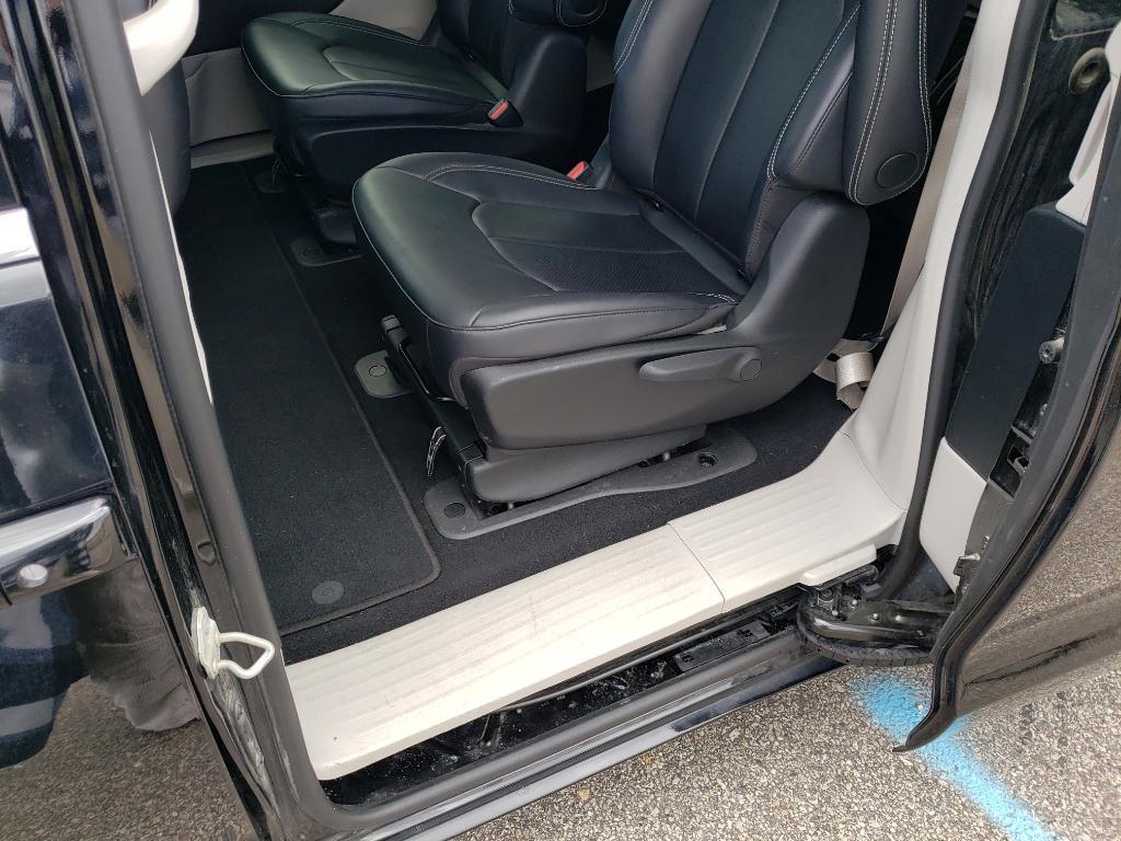 used 2024 Chrysler Pacifica Hybrid car, priced at $24,850