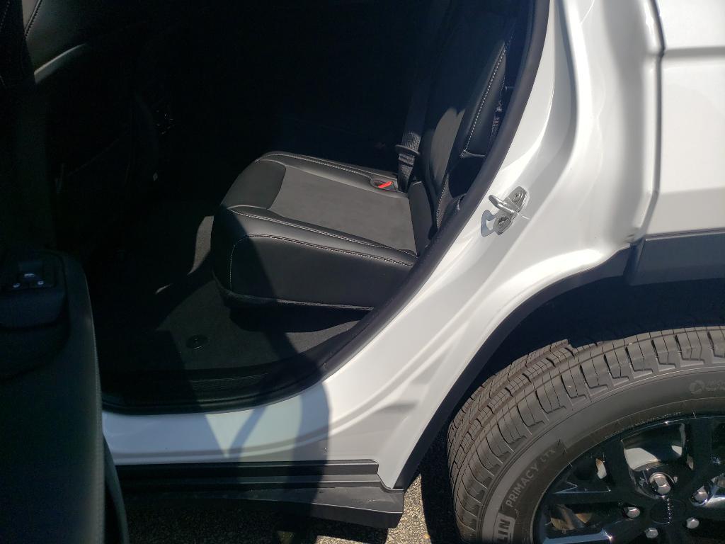 new 2025 Jeep Grand Cherokee car, priced at $42,330