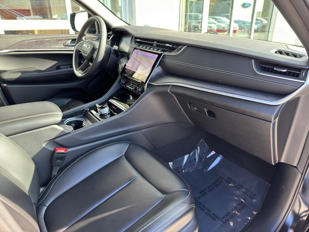 used 2024 Jeep Grand Cherokee car, priced at $34,950