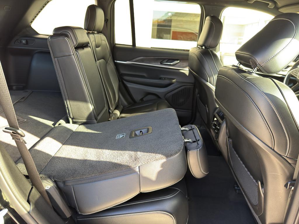 used 2024 Jeep Grand Cherokee car, priced at $34,950