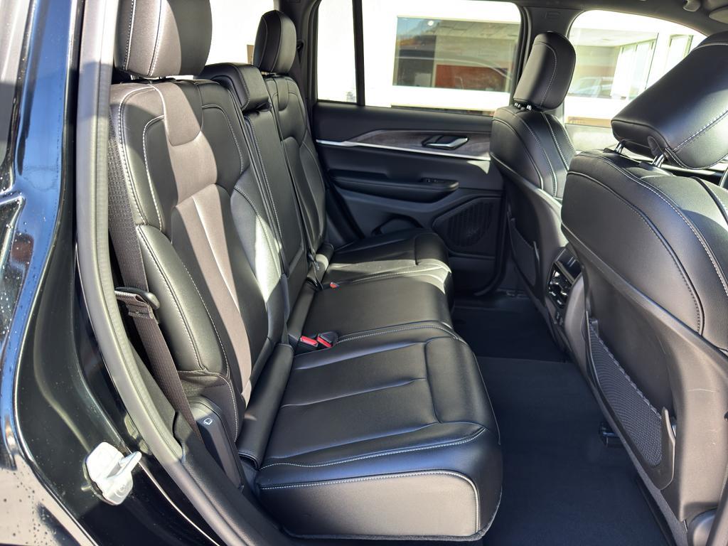 used 2024 Jeep Grand Cherokee car, priced at $34,950