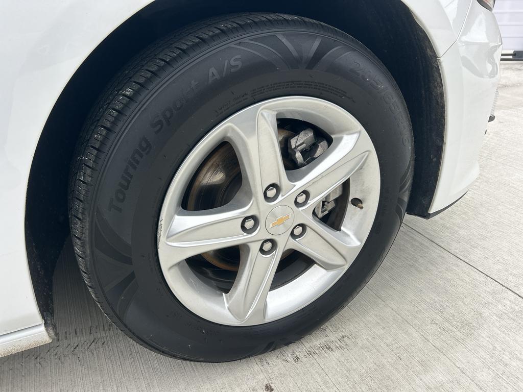 used 2024 Chevrolet Malibu car, priced at $18,450