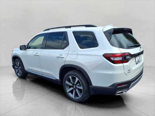 new 2025 Honda Pilot car, priced at $50,981