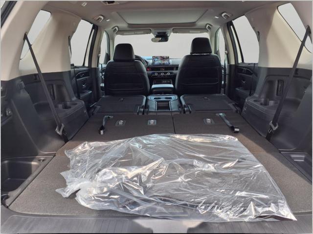 new 2025 Honda Pilot car, priced at $50,981