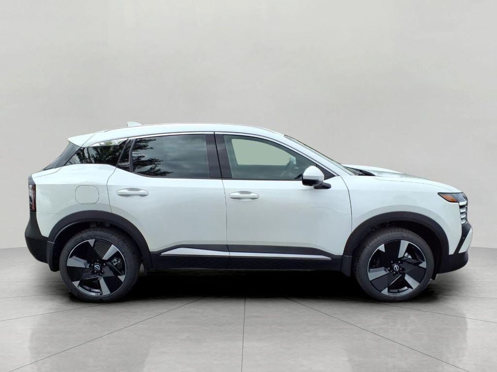 new 2025 Nissan Kicks car, priced at $29,525
