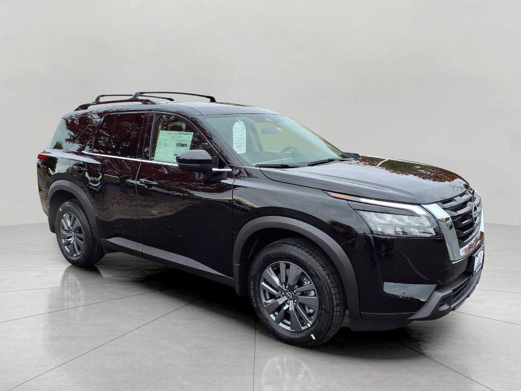 new 2025 Nissan Pathfinder car, priced at $40,174