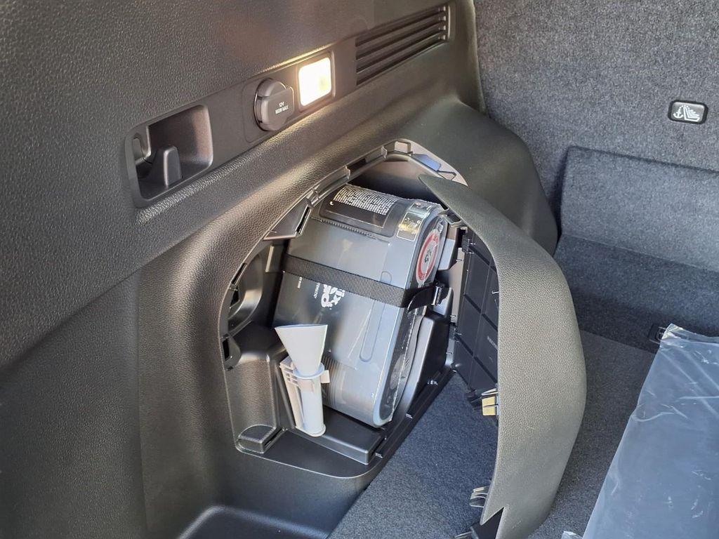 new 2026 Honda CR-V Hybrid car, priced at $39,583