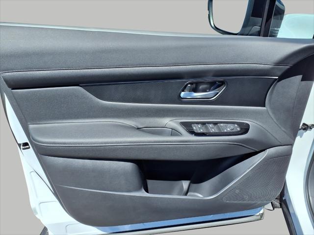 new 2025 Nissan Murano car, priced at $41,452
