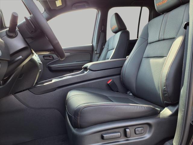 new 2025 Honda Ridgeline car, priced at $44,016