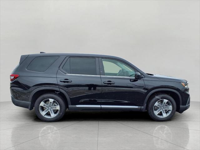 new 2025 Honda Pilot car, priced at $44,839