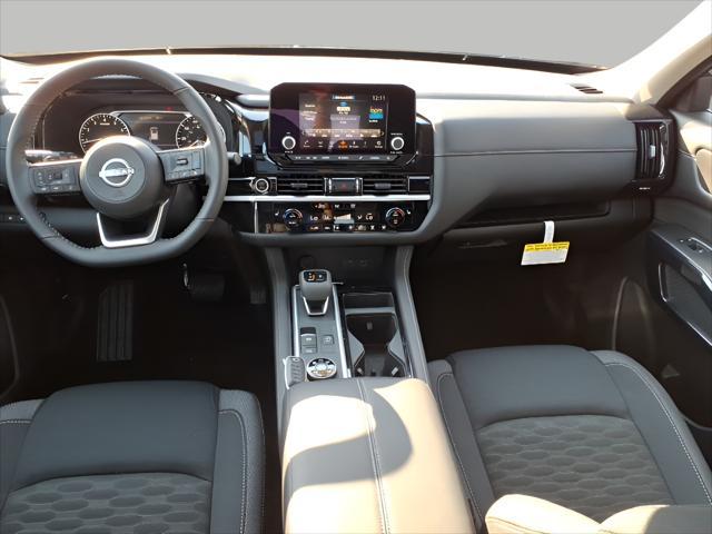 new 2024 Nissan Pathfinder car, priced at $42,815