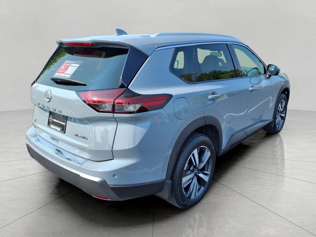 used 2024 Nissan Rogue car, priced at $31,431