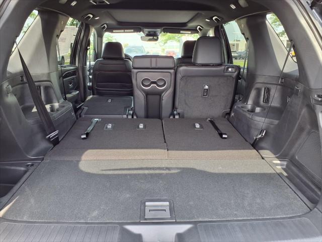 new 2025 Honda Pilot car, priced at $53,021