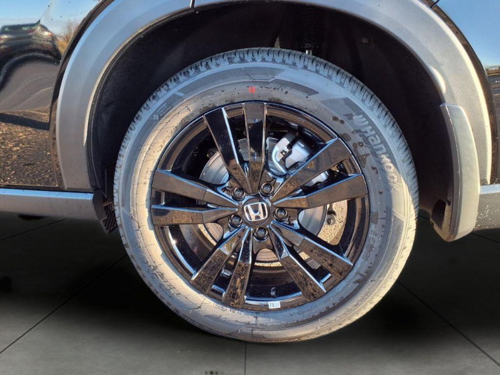 new 2026 Honda HR-V car, priced at $29,563