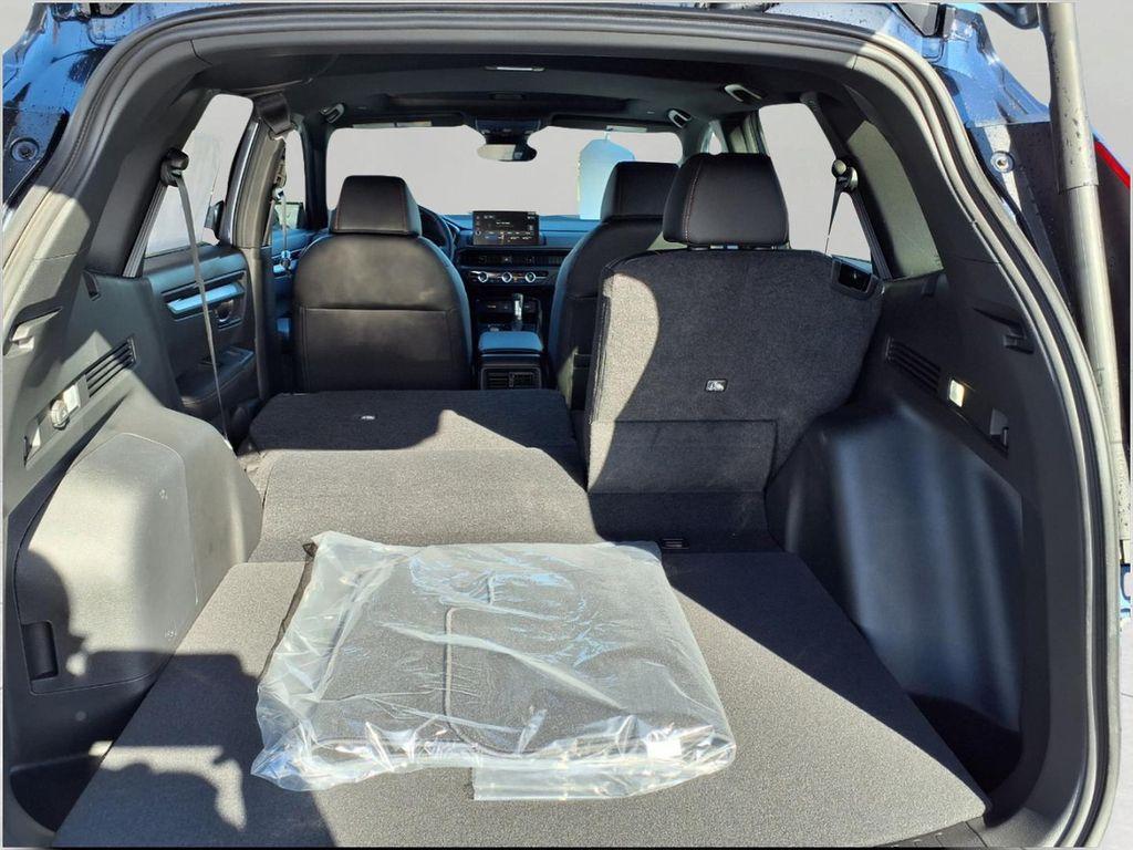 new 2026 Honda CR-V Hybrid car, priced at $39,583