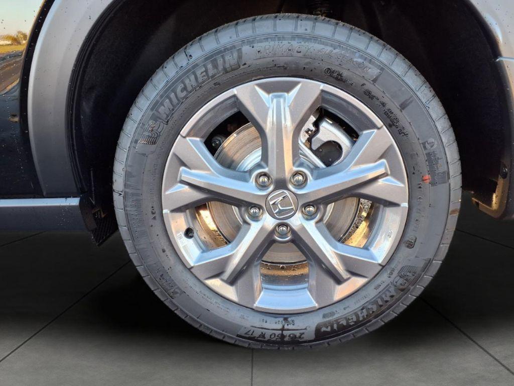 new 2026 Honda HR-V car, priced at $27,751