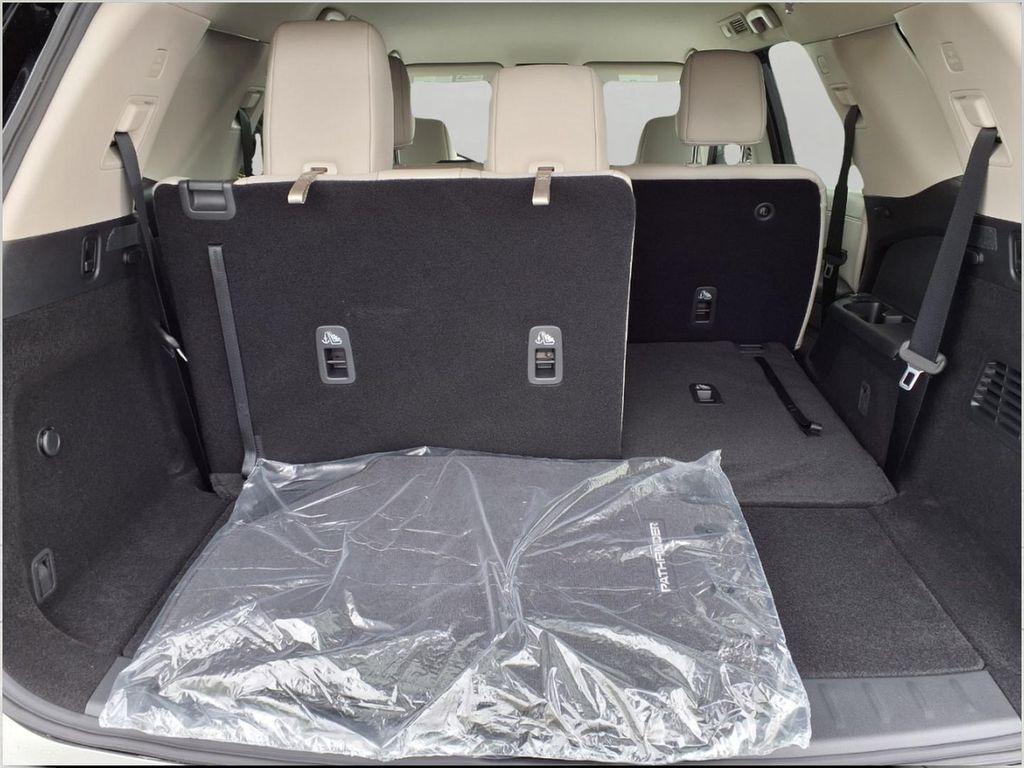 new 2025 Nissan Pathfinder car, priced at $43,142