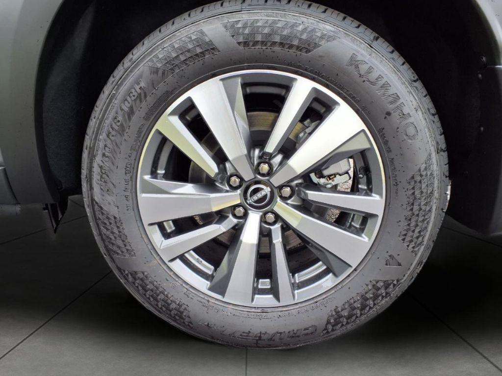 new 2025 Nissan Pathfinder car, priced at $43,142