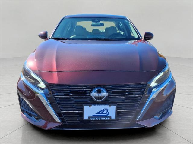 new 2025 Nissan Altima car, priced at $35,033