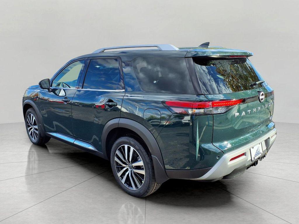 new 2025 Nissan Pathfinder car, priced at $49,152