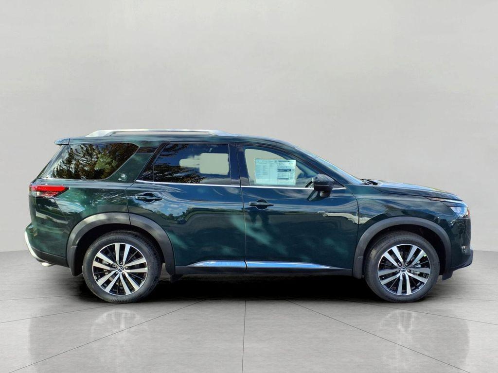 new 2025 Nissan Pathfinder car, priced at $49,152