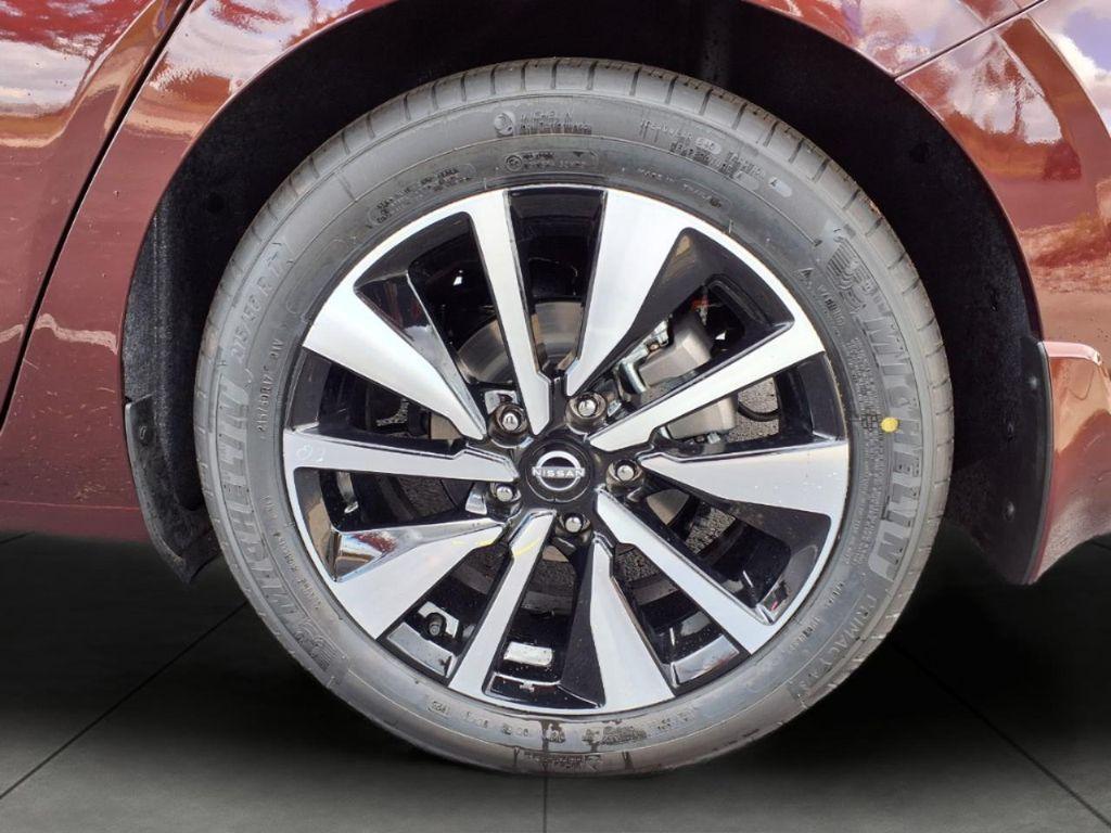 new 2025 Nissan Sentra car, priced at $27,670