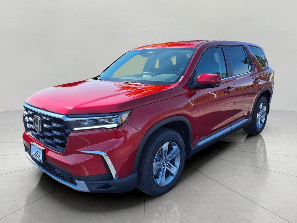 new 2025 Honda Pilot car, priced at $45,342