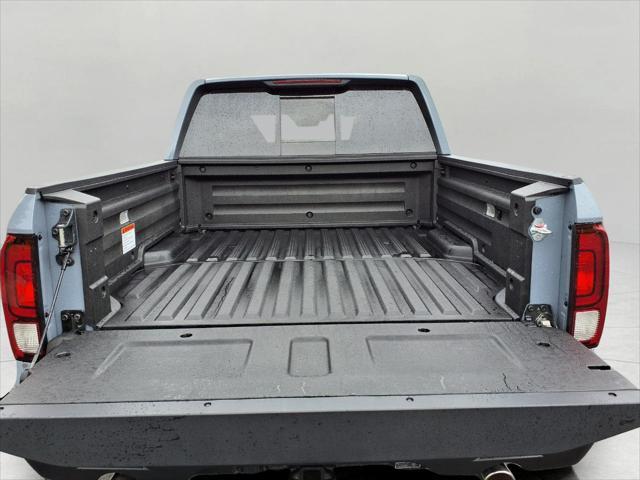 new 2025 Honda Ridgeline car, priced at $42,192
