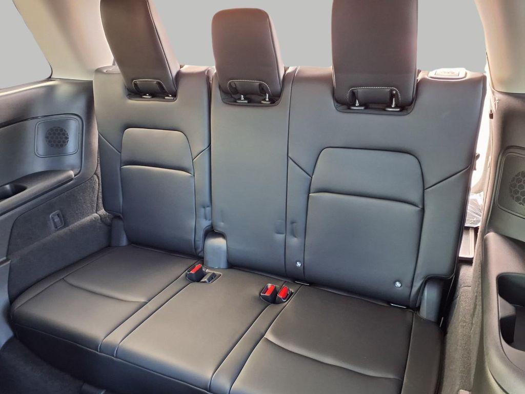 new 2025 Nissan Pathfinder car, priced at $49,711