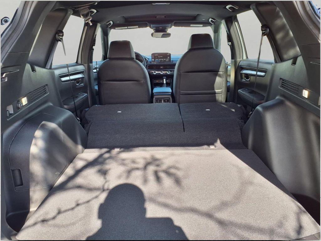 new 2026 Honda CR-V Hybrid car, priced at $39,721
