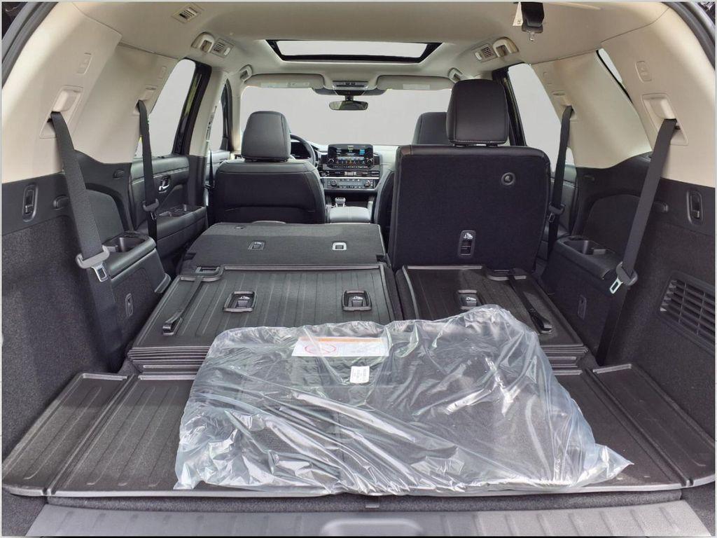 new 2025 Nissan Pathfinder car, priced at $50,223