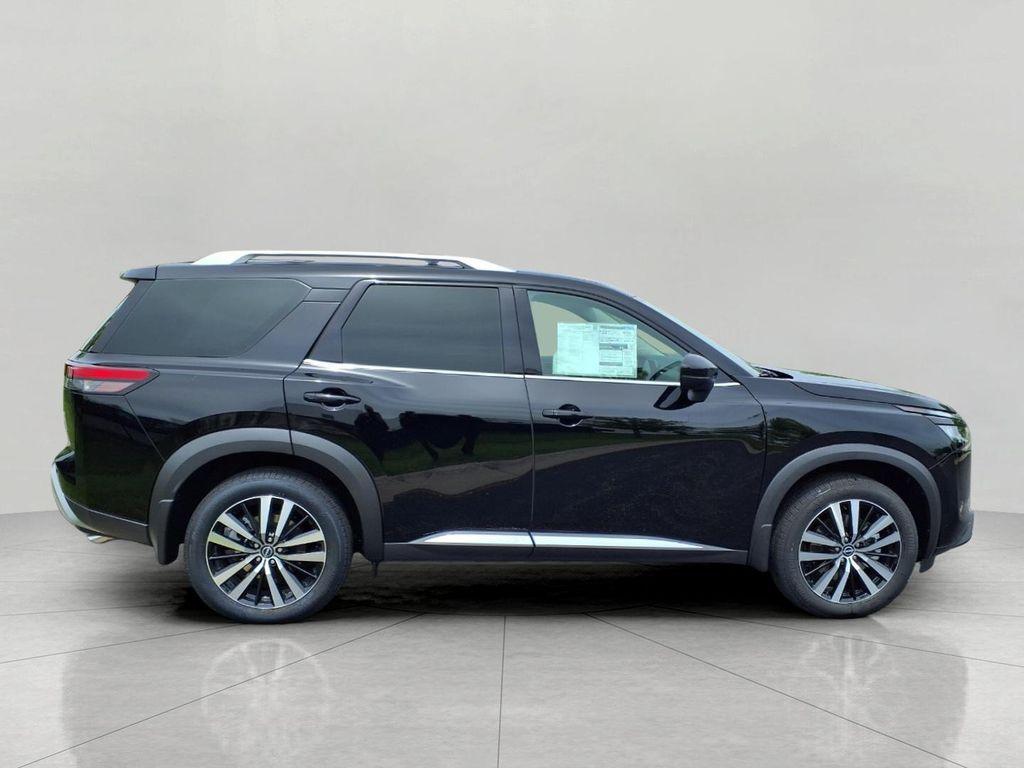 new 2025 Nissan Pathfinder car, priced at $50,223