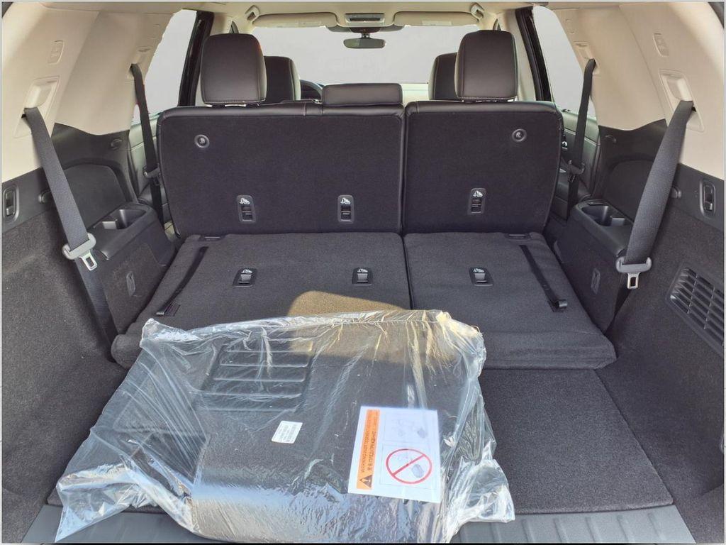 new 2025 Nissan Pathfinder car, priced at $42,605