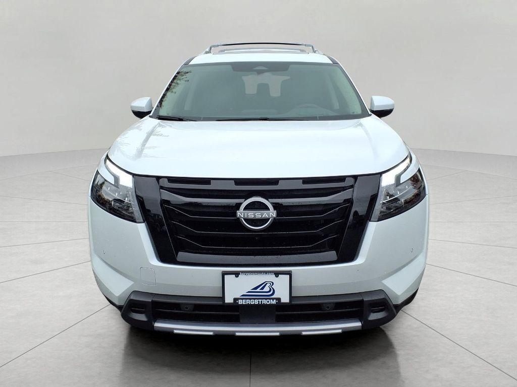 new 2025 Nissan Pathfinder car, priced at $50,536
