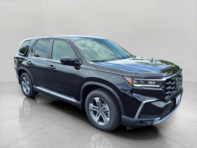 new 2025 Honda Pilot car, priced at $44,223