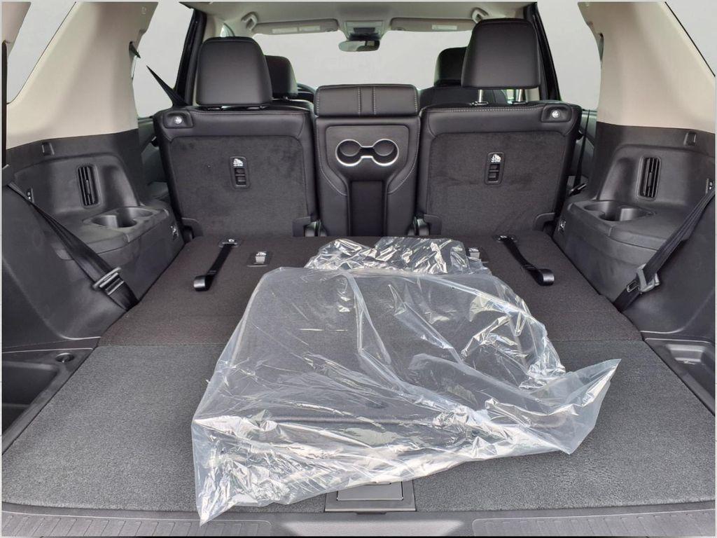 new 2025 Honda Pilot car, priced at $44,223