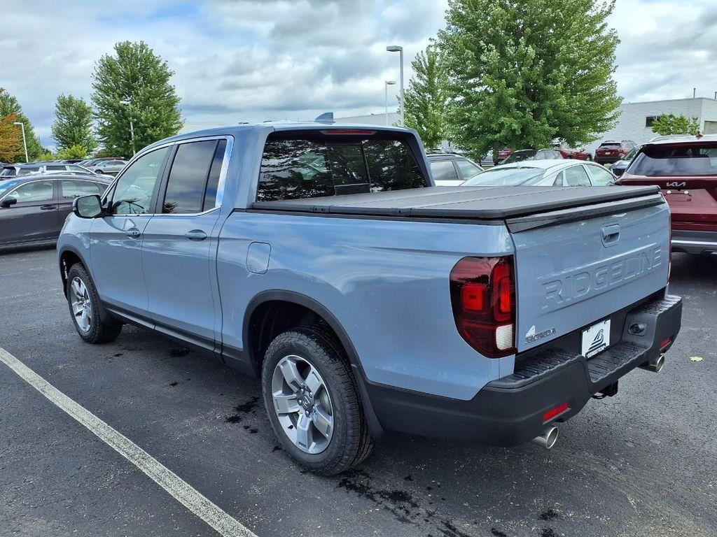 new 2025 Honda Ridgeline car, priced at $43,481