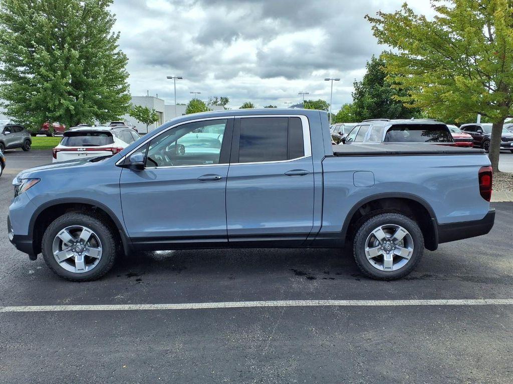 new 2025 Honda Ridgeline car, priced at $43,481