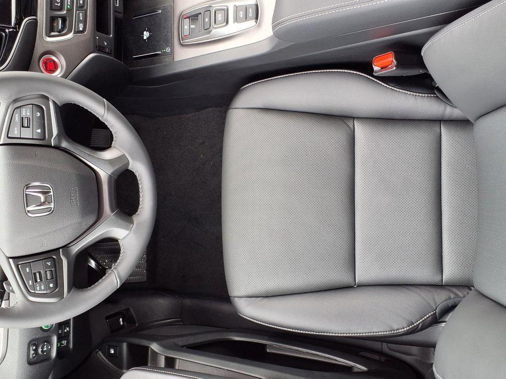 new 2025 Honda Ridgeline car, priced at $43,481