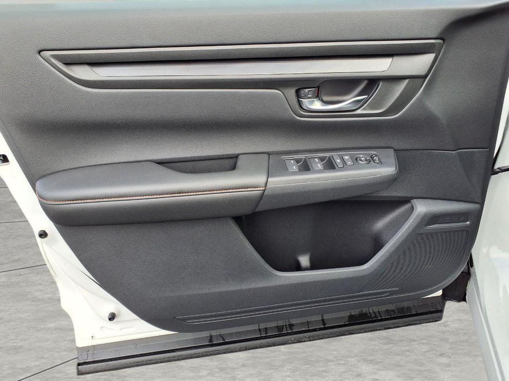 new 2026 Honda CR-V Hybrid car, priced at $38,663