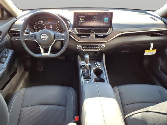 new 2025 Nissan Altima car, priced at $30,415