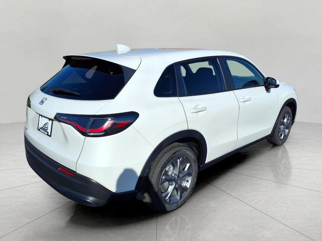 new 2026 Honda HR-V car, priced at $28,420