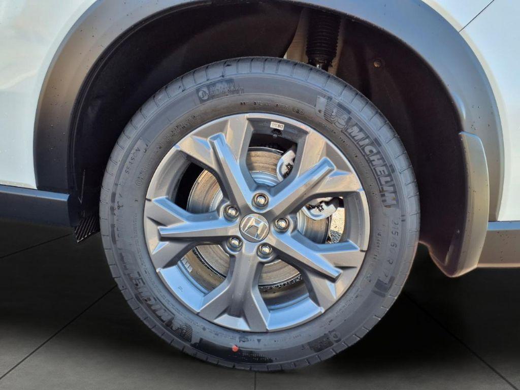 new 2026 Honda HR-V car, priced at $28,420