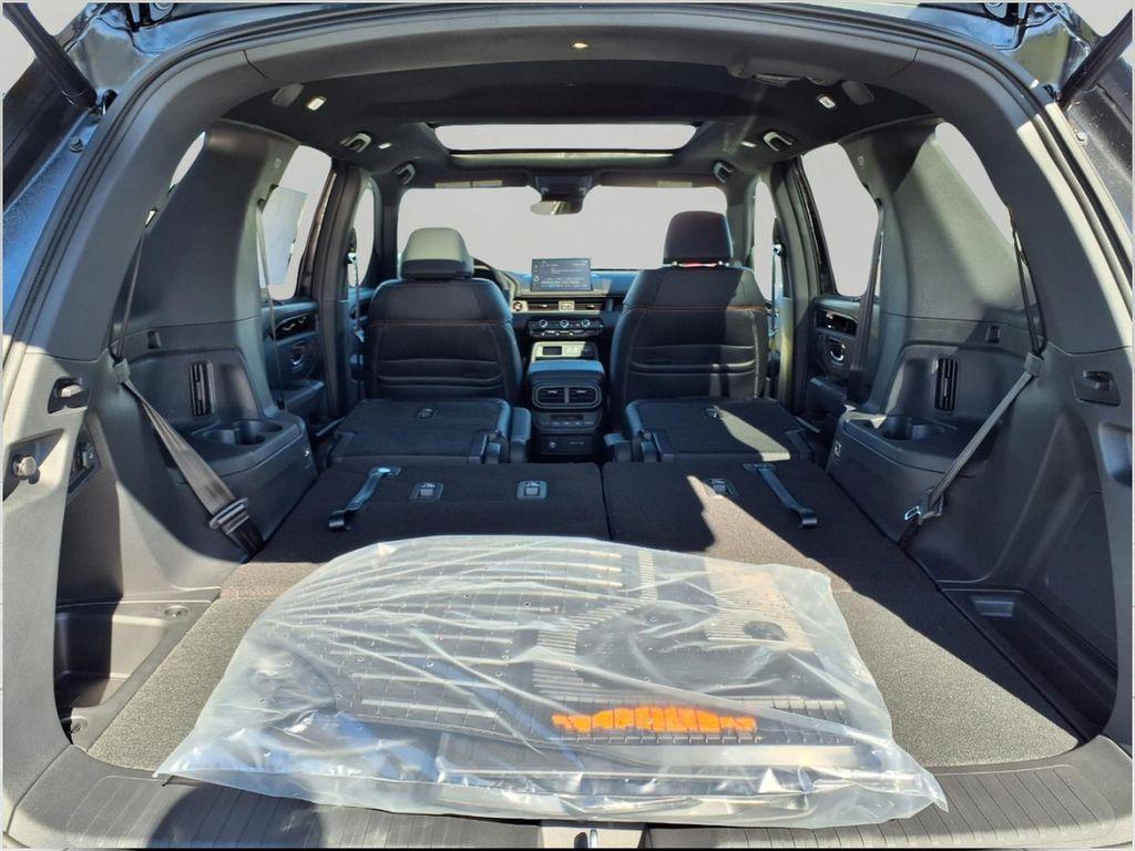 new 2025 Honda Pilot car, priced at $47,832